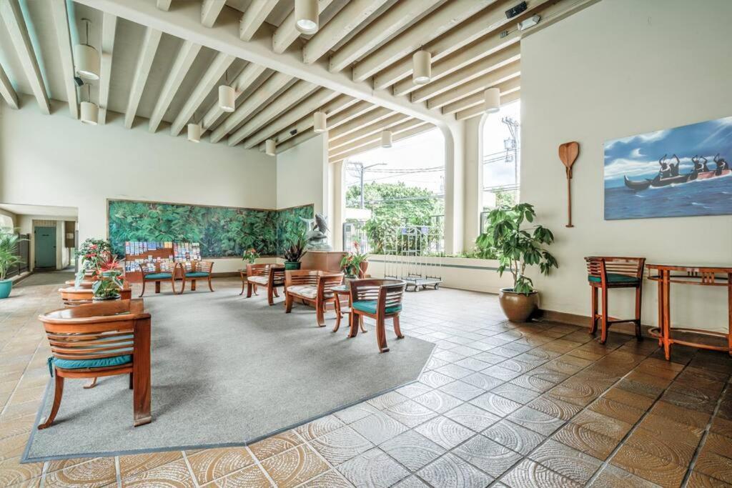 Newly Upgraded 1Br Unit Near Beach Max Of 5 Guests Kailua-Kona Exterior photo