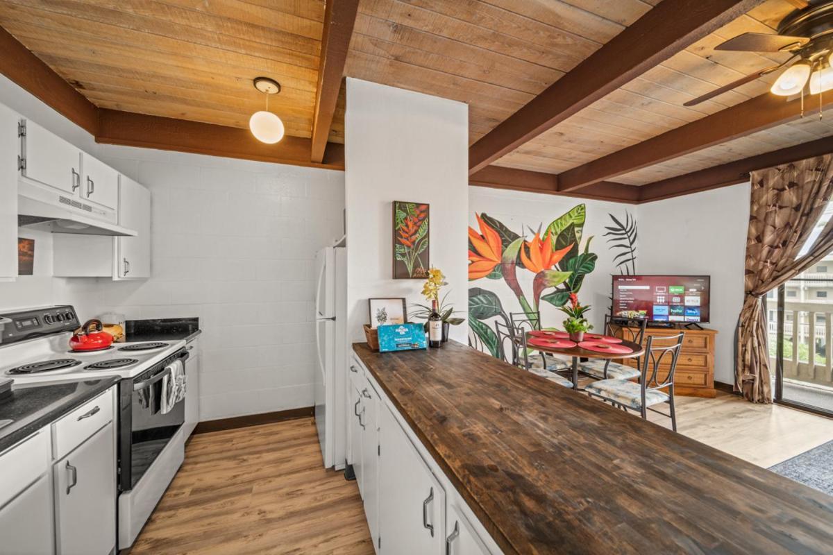 Newly Upgraded 1Br Unit Near Beach Max Of 5 Guests Kailua-Kona Exterior photo